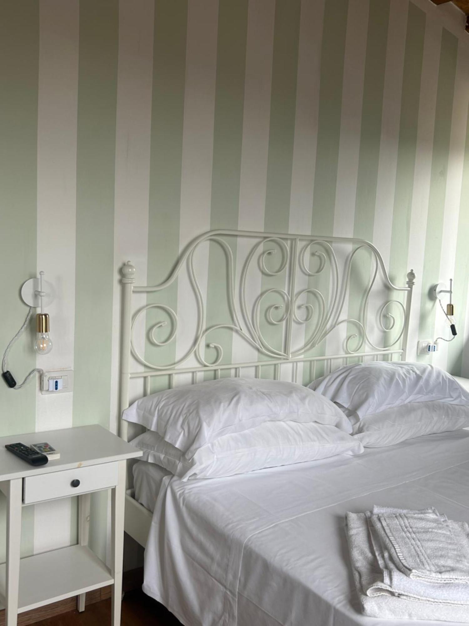 Ab B&B Ischia di Castro Exterior photo